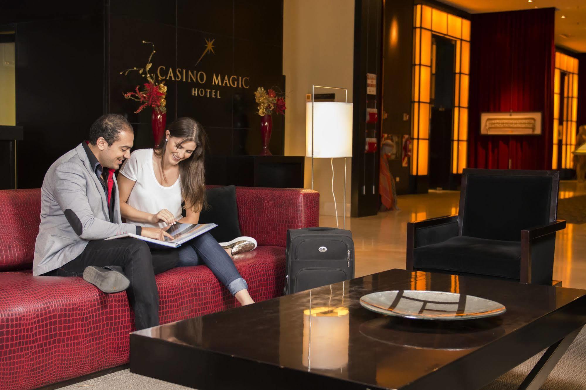 Hotel Casino Magic Neuquén Exterior foto